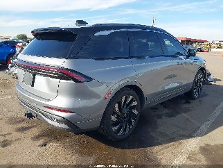 2024 Lincoln Nautilus, VIN 5LMPJ9JA0RJ866868. Фото 4 з 6 з аукціону IAAI. Каталог авто зі США OpenDataCar.