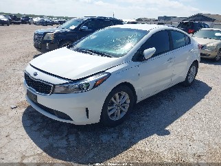 2017 Kia Forte, VIN 3KPFL4A77HE140375. Фото 2 з 6 з аукціону IAAI. Каталог авто зі США OpenDataCar.