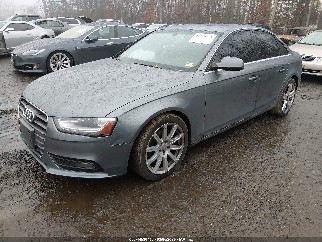 2013 Audi A4, VIN WAUFFAFL5DN013090. Фото 2 из 6 с аукциона IAAI. Каталог авто из США OpenDataCar.