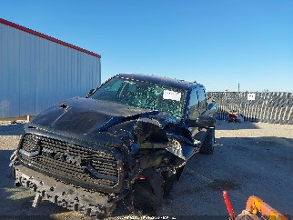 2018 Ram 1500, VIN 1C6RR7MT7JS111037. Фото 2 з 6 з аукціону IAAI. Каталог авто зі США OpenDataCar.