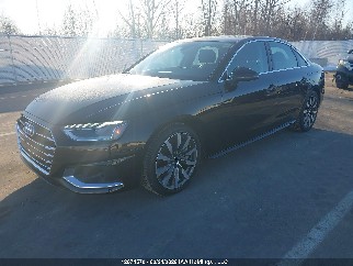 2024 Audi A4, VIN WAUAAAF42RN005795. Фото 2 из 6 с аукциона IAAI. Каталог авто из США OpenDataCar.
