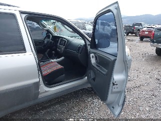 2006 Mazda Tribute, VIN 4F2YZ02Z46KM18465. Фото 5 з 6 з аукціону IAAI. Каталог авто зі США OpenDataCar.