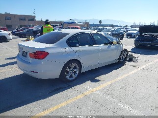 2014 Bmw 3 Series, VIN WBA3A5G57ENP32478. Фото 4 з 6 з аукціону IAAI. Каталог авто зі США OpenDataCar.