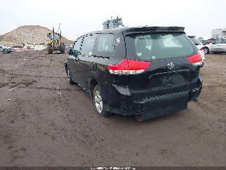 2014 Toyota Sienna, VIN 5TDZK3DC9ES439919. Фото 3 з 6 з аукціону IAAI. Каталог авто зі США OpenDataCar.