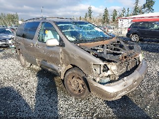2002 Toyota Sienna, VIN 4T3ZF13C22U421282. Photo 1 of 6 from IAAI auction. OpenDataCar US salvage catalog.