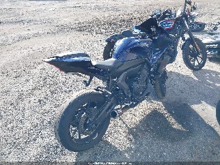 2024 Yamaha YZFR7, VIN JYARM38E0RA010530. Фото 3 з 6 з аукціону IAAI. Каталог авто зі США OpenDataCar.