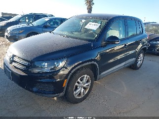 2012 Volkswagen Tiguan, VIN WVGAV7AX0CW582317. Фото 2 з 6 з аукціону IAAI. Каталог авто зі США OpenDataCar.