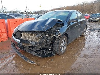 2021 Kia Forte, VIN 3KPF24AD9ME305412. Фото 2 з 6 з аукціону IAAI. Каталог авто зі США OpenDataCar.