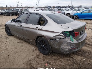 2017 Bmw 3 Series, VIN WBA8E1G39HNU18210. Фото 3 з 6 з аукціону IAAI. Каталог авто зі США OpenDataCar.
