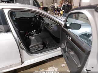 2014 Volkswagen Passat, VIN 1VWCN7A30EC060539. Фото 5 з 6 з аукціону IAAI. Каталог авто зі США OpenDataCar.