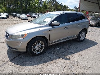 2015 Volvo XC60, VIN YV440MDK0F2709087. Photo 2 of 6 from IAAI auction. OpenDataCar US salvage catalog.