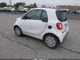2016 Smart Fortwo, VIN WMEFJ5DA1GK061316. Фото 3 з 6 з аукціону IAAI. Каталог авто зі США OpenDataCar.