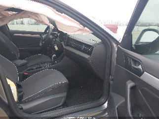 2025 Volkswagen Jetta, VIN 3VWBX7BU0SM036331. Zdjęcie 5 z 6 z aukcji IAAI. Katalog aut z USA OpenDataCar.