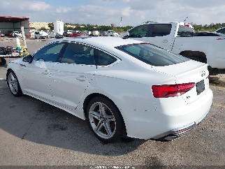 2021 Audi A5 Sportback, VIN WAUDACF51MA051359. Фото 3 з 6 з аукціону IAAI. Каталог авто зі США OpenDataCar.