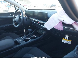 2026 Kia K5, VIN KNAG24J7XT5425628. Фото 5 з 6 з аукціону IAAI. Каталог авто зі США OpenDataCar.