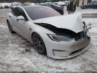 2021 Tesla Model S, VIN 5YJSA1E61MF442723. Zdjęcie 1 z 6 z aukcji IAAI. Katalog aut z USA OpenDataCar.