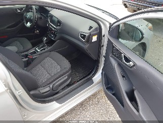 2019 Hyundai Ioniq Hybrid, VIN KMHC75LC3KU139767. Фото 5 из 6 с аукциона IAAI. Каталог авто из США OpenDataCar.