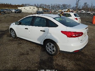 2017 Ford Focus, VIN 1FADP3E25HL236684. Фото 3 з 6 з аукціону IAAI. Каталог авто зі США OpenDataCar.