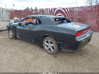 2010 Dodge Challenger, VIN 2B3CJ4DV8AH289635. Фото 3 з 6 з аукціону IAAI. Каталог авто зі США OpenDataCar.