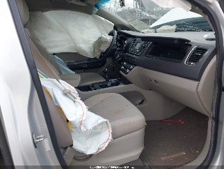 2016 Kia Sedona, VIN KNDMA5C17G6174588. Фото 5 з 6 з аукціону IAAI. Каталог авто зі США OpenDataCar.