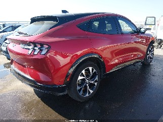 2022 Ford Mustang Mach-E, VIN 3FMTK3SU4NMA43636. Фото 4 з 6 з аукціону IAAI. Каталог авто зі США OpenDataCar.