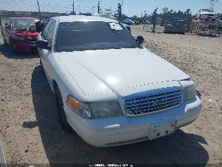 2009 Ford Crown Victoria, VIN 2FAHP71V39X140341. Фото 1 из 6 с аукциона IAAI. Каталог авто из США OpenDataCar.