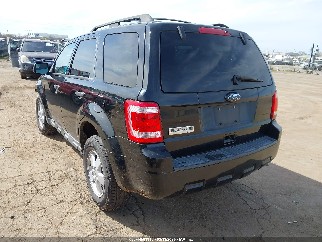 2010 Ford Escape, VIN 1FMCU0D77AKB93449. Фото 3 з 6 з аукціону IAAI. Каталог авто зі США OpenDataCar.