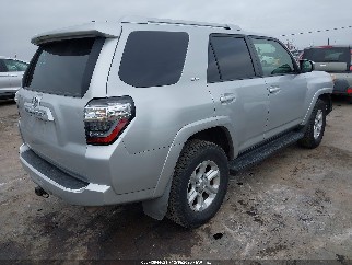 2015 Toyota 4Runner, VIN JTEBU5JR1F5239801. Zdjęcie 4 z 6 z aukcji IAAI. Katalog aut z USA OpenDataCar.