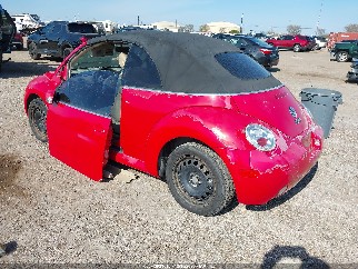 2005 Volkswagen Beetle, VIN 3VWBM31Y25M365882. Фото 3 з 6 з аукціону IAAI. Каталог авто зі США OpenDataCar.