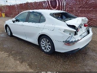 2018 Toyota Camry, VIN 4T1B11HK9JU501010. Фото 3 з 6 з аукціону IAAI. Каталог авто зі США OpenDataCar.
