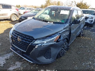 2023 Nissan Kicks, VIN 3N1CP5CVXPL483526. Фото 2 з 6 з аукціону IAAI. Каталог авто зі США OpenDataCar.