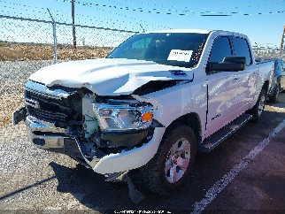 2021 Ram 1500, VIN 1C6SRFFT5MN655550. Фото 2 з 6 з аукціону IAAI. Каталог авто зі США OpenDataCar.