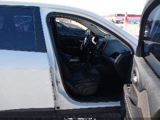 2014 Jeep Cherokee, VIN 1C4PJMABXEW298290. Фото 5 з 6 з аукціону IAAI. Каталог авто зі США OpenDataCar.