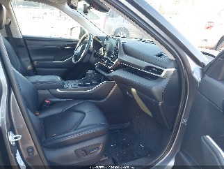 2021 Toyota Highlander, VIN 5TDHZRBH2MS557155. Фото 5 з 6 з аукціону IAAI. Каталог авто зі США OpenDataCar.