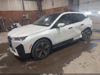 2025 Bmw iX, VIN WB523CF00SCT27830. Фото 2 из 6 с аукциона IAAI. Каталог авто из США OpenDataCar.
