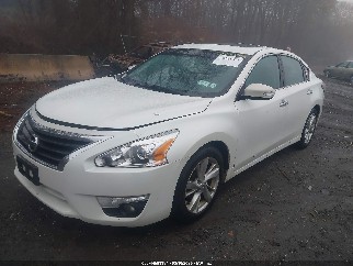 2014 Nissan Altima, VIN 1N4AL3AP3EN262085. Фото 2 из 6 с аукциона IAAI. Каталог авто из США OpenDataCar.