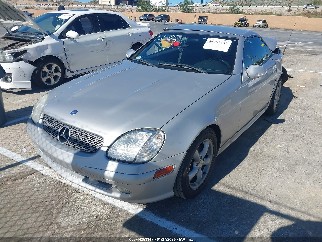 2001 Mercedes-benz SLK-Class, VIN WDBKK65FX1F198084. Фото 2 з 6 з аукціону IAAI. Каталог авто зі США OpenDataCar.