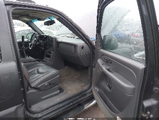 2003 Chevrolet Avalanche, VIN 3GNEK13T83G206234. Фото 5 из 6 с аукциона IAAI. Каталог авто из США OpenDataCar.