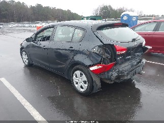 2017 Kia Forte, VIN KNAFK5A89H5713710. Фото 3 з 6 з аукціону IAAI. Каталог авто зі США OpenDataCar.