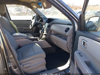 2009 Honda Pilot, VIN 5FNYF48299B044415. Zdjęcie 5 z 6 z aukcji IAAI. Katalog aut z USA OpenDataCar.