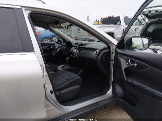 2015 Nissan Rogue, VIN KNMAT2MV3FP563296. Zdjęcie 5 z 6 z aukcji IAAI. Katalog aut z USA OpenDataCar.