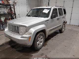2011 Jeep Liberty, VIN 1J4PN2GK1BW553897. Фото 2 из 6 с аукциона IAAI. Каталог авто из США OpenDataCar.