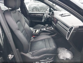 2023 Porsche Cayenne, VIN WP1AA2AY0PDA08795. Фото 5 з 6 з аукціону IAAI. Каталог авто зі США OpenDataCar.