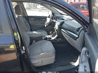 2011 Kia Sorento, VIN 5XYKT4A17BG183442. Фото 5 из 6 с аукциона IAAI. Каталог авто из США OpenDataCar.