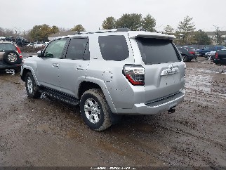 2019 Toyota 4Runner, VIN JTEBU5JR3K5624125. Фото 3 з 6 з аукціону IAAI. Каталог авто зі США OpenDataCar.