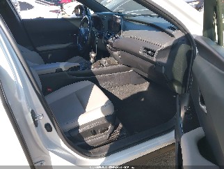 2024 Lexus UX 250h, VIN JTHX6JBH0R2167805. Фото 5 из 6 с аукциона IAAI. Каталог авто из США OpenDataCar.