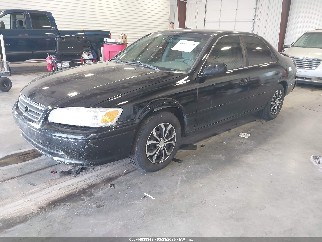 2000 Toyota Camry, VIN 4T1BG22K7YU008935. Zdjęcie 2 z 6 z aukcji IAAI. Katalog aut z USA OpenDataCar.