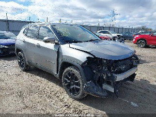2018 Jeep Compass, VIN 3C4NJDCB0JT117850. Zdjęcie 1 z 6 z aukcji IAAI. Katalog aut z USA OpenDataCar.
